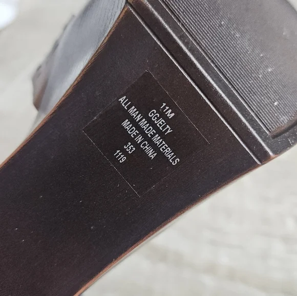 GBG Los Angeles Jelty Faux Leather Platform Heel Sandals - Picture 13 of 13